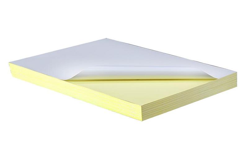 Utilisations créatives et avantages du papier autocollant pour la maison, l'école et l'entreprise